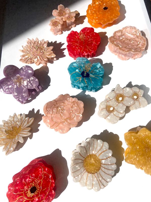 Hand-Painted Daisy Flower Claw Hair Clip