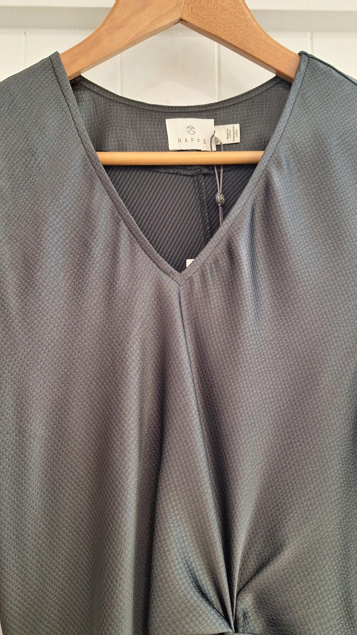 KApristine Dress in Black Oyster