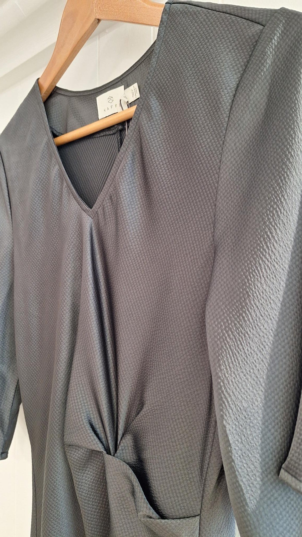 KApristine Dress in Black Oyster