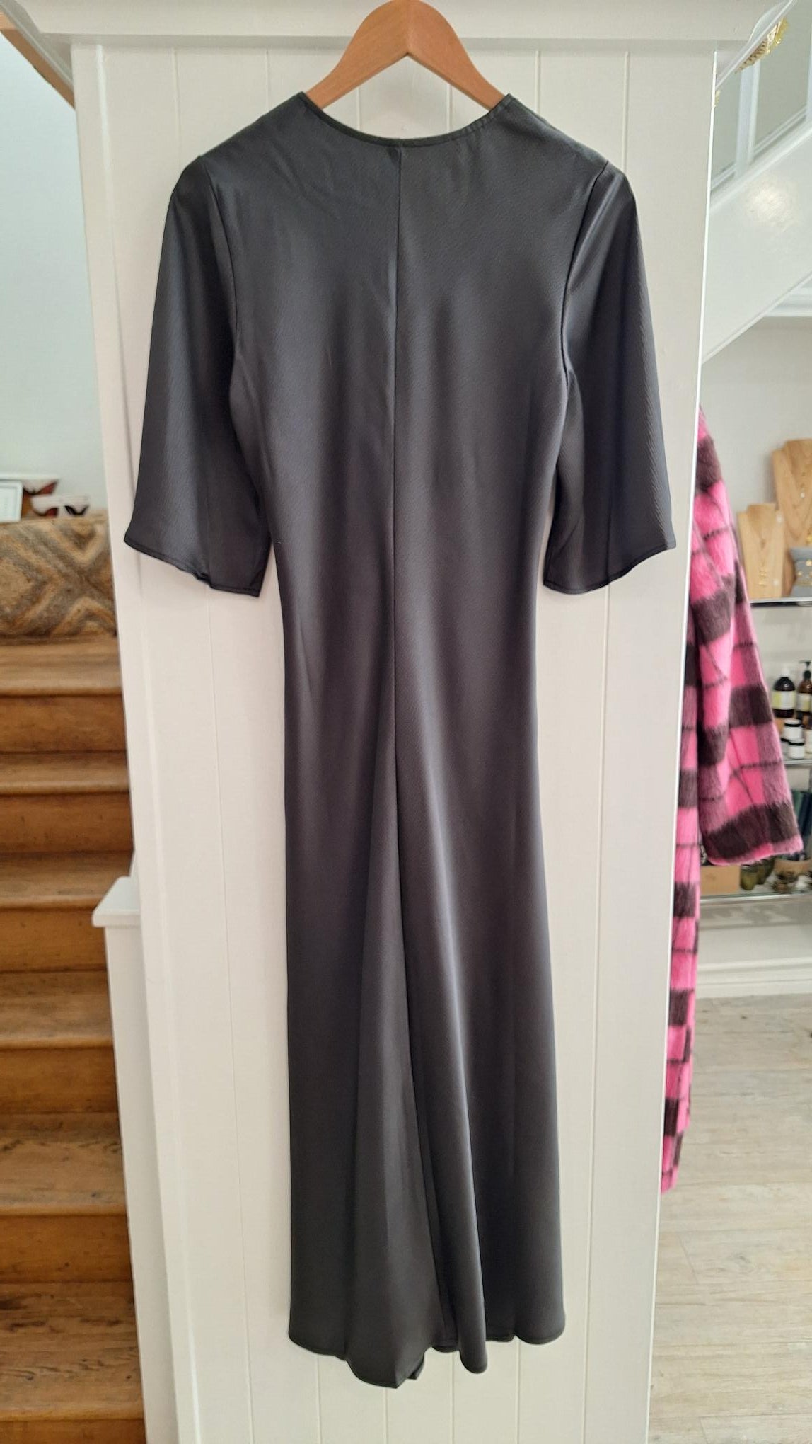 KApristine Dress in Black Oyster