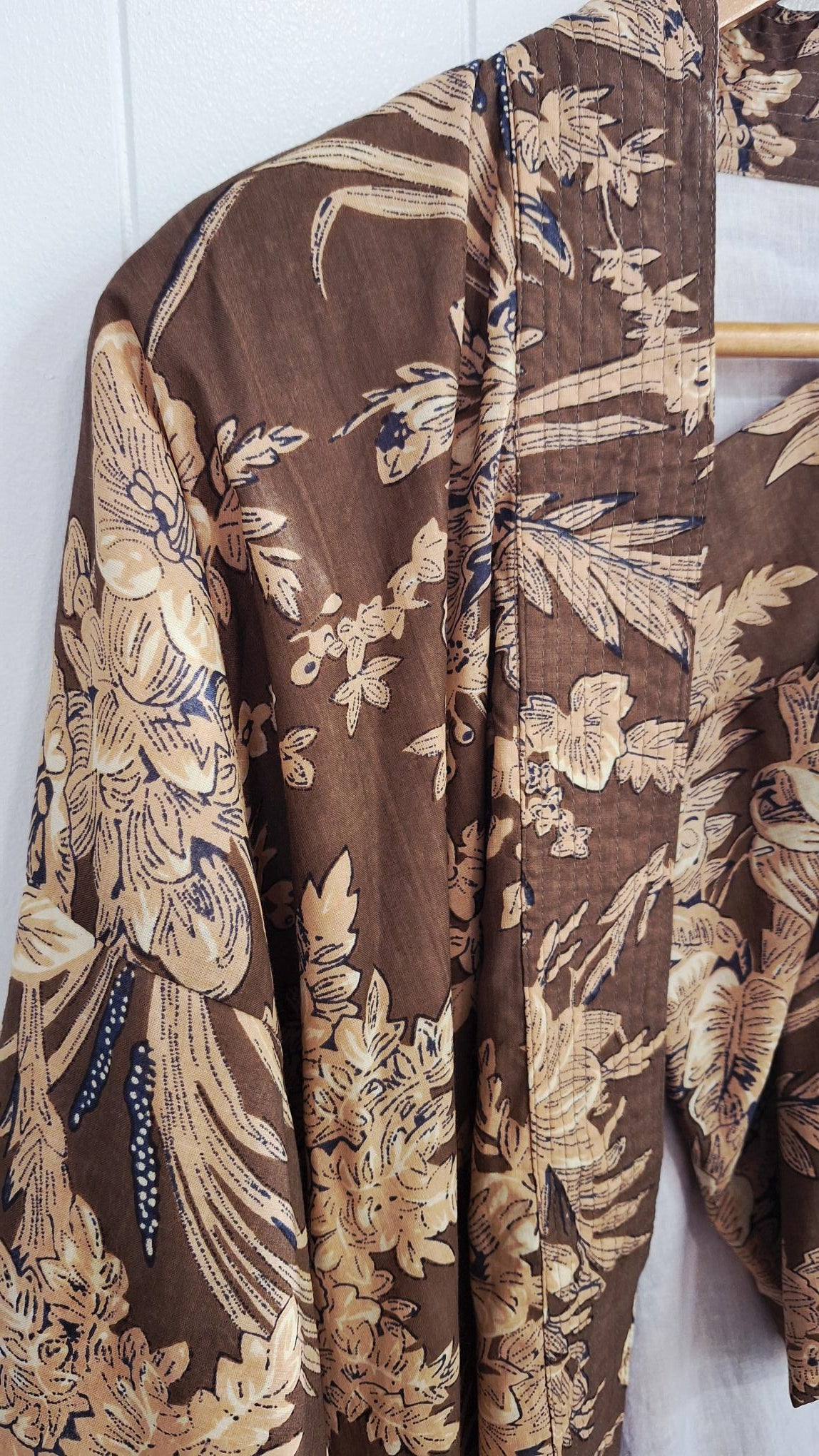 Short Kimono in Coffee Blossom