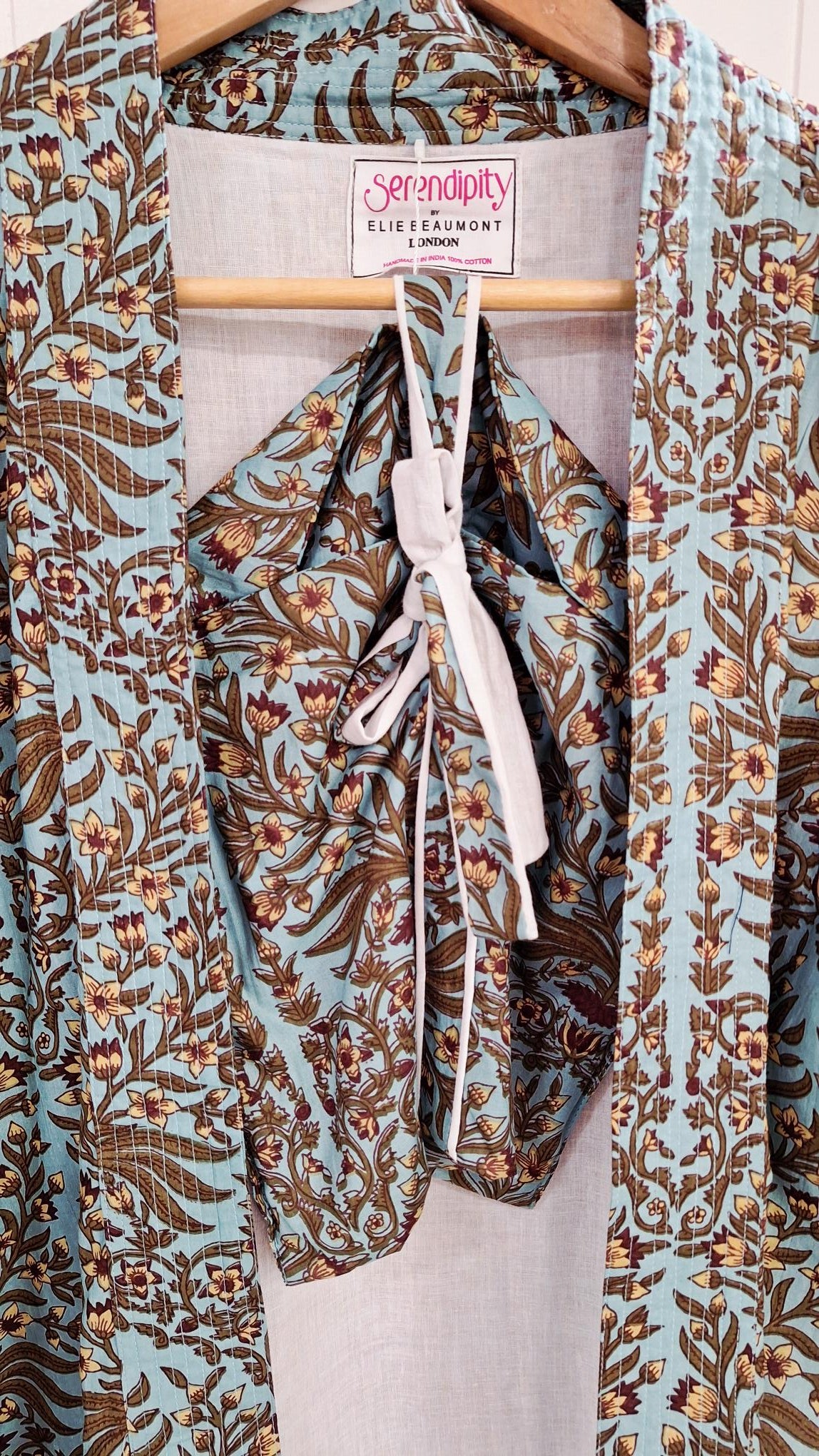 Short Kimono in Blue Baroque