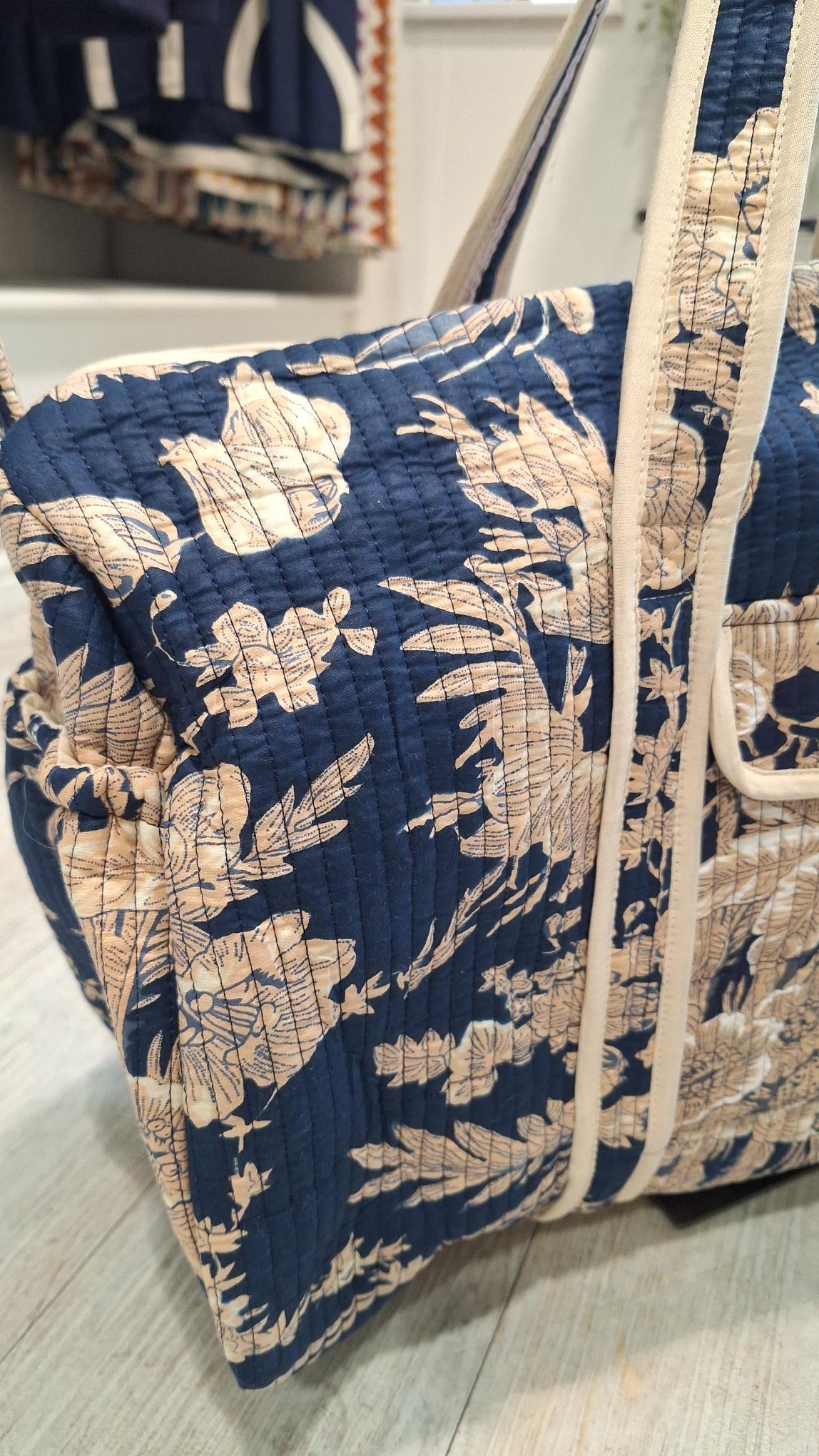 Serendipity Duffle Bag in Midnight Blossom