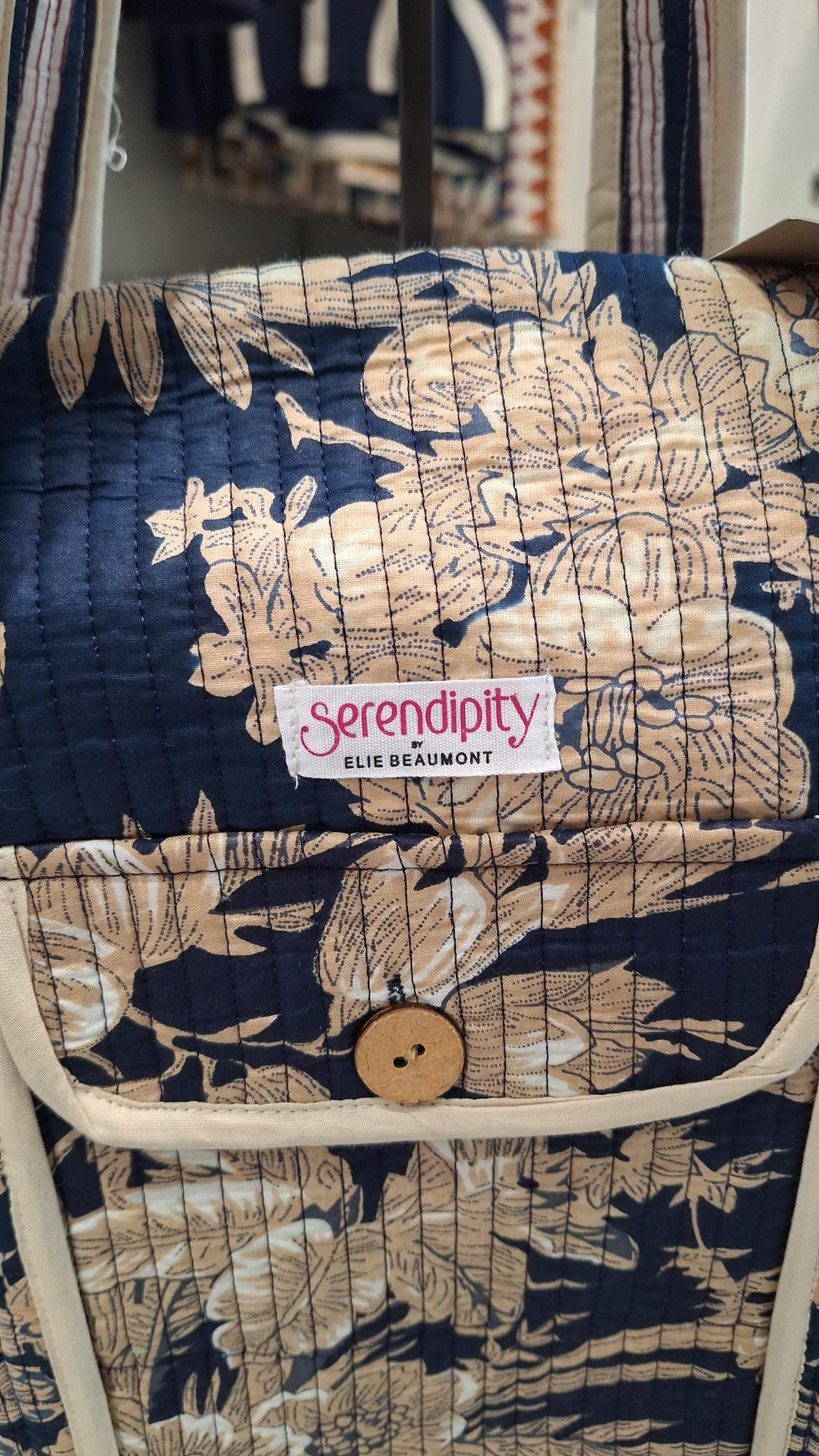 Serendipity Duffle Bag in Midnight Blossom