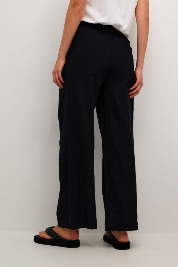 KApauline Trousers in Black
