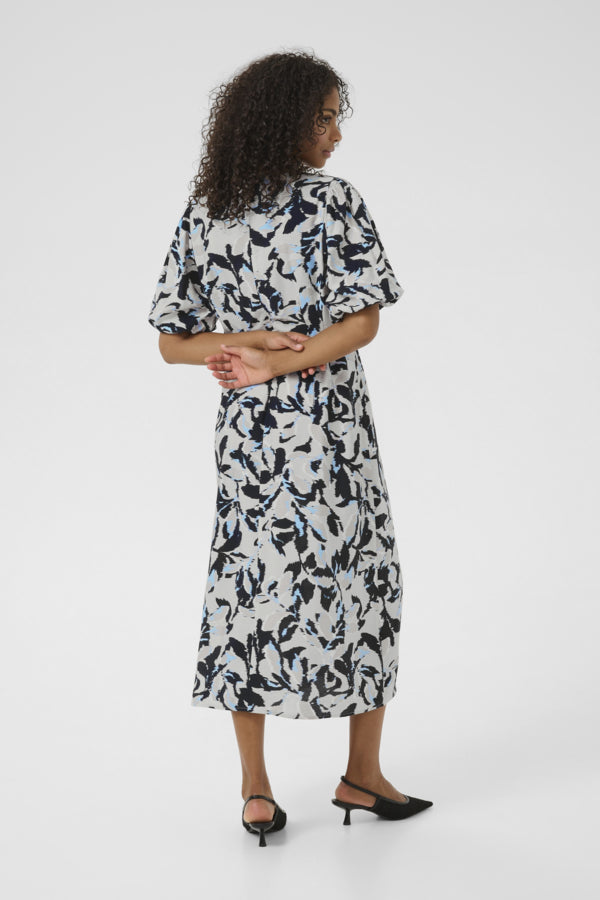 KApaco Dress in Beige / Black / Blue