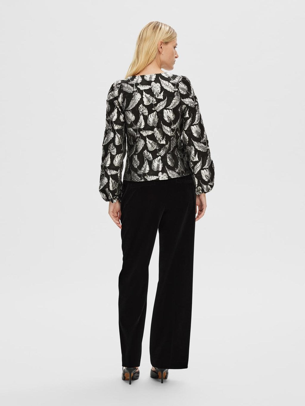 SLFPAULA Silver Leaf Jacquard Jacket Top