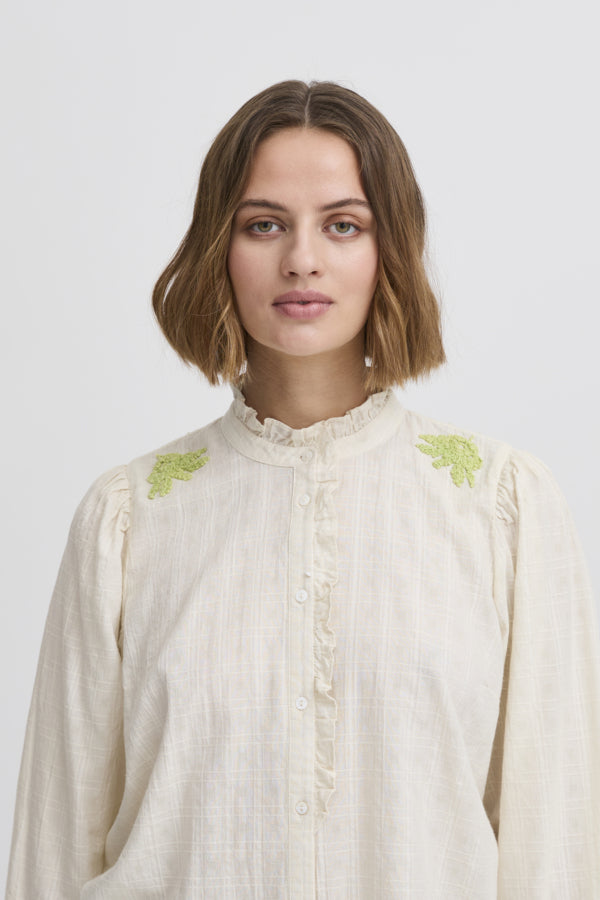 IRSANNA Long Sleeved Shirt in Birch
