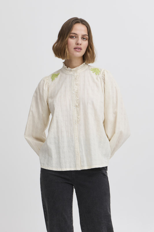 IRSANNA Long Sleeved Shirt in Birch