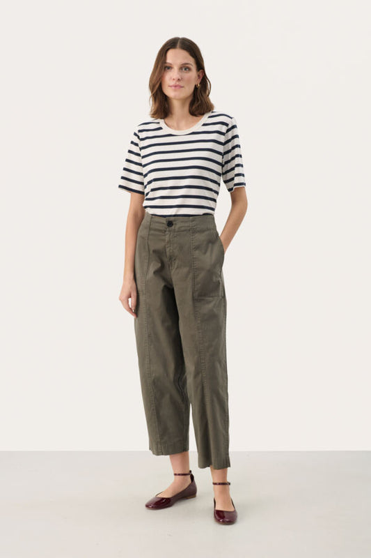 Netta Cropped Trousers in Kalamata Green