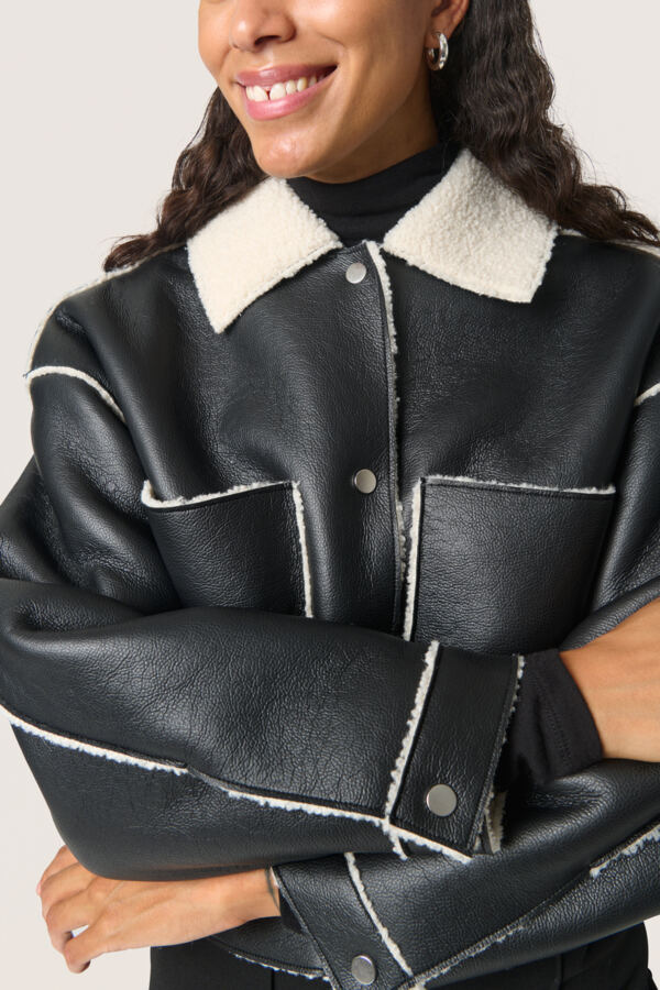 SLLoise Jacket in Black