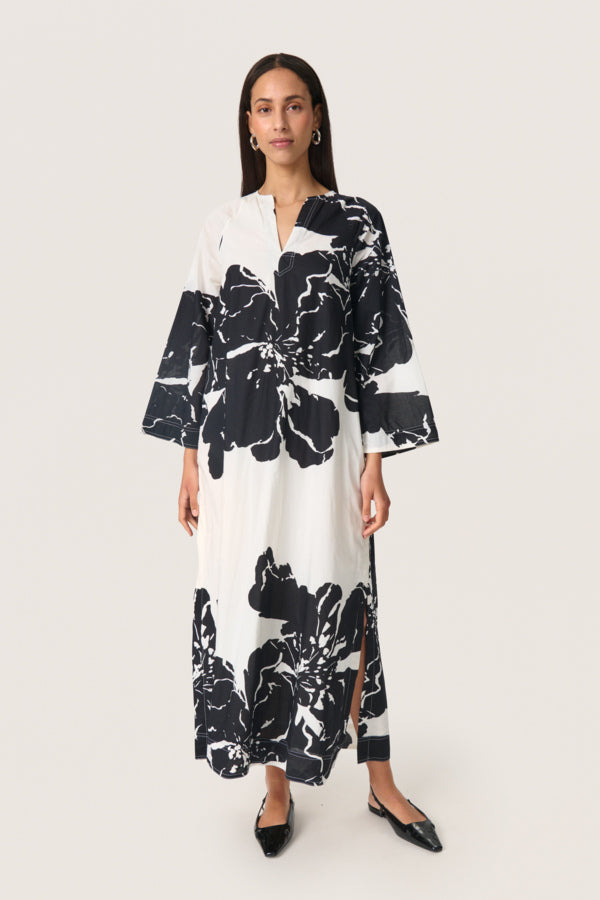 SLJoanne Kaftan Dress in Whisper White Mega Flower