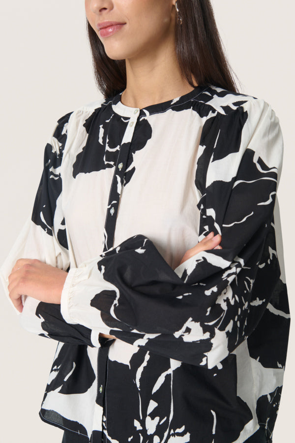 SLJoanne Long Sleeved Shirt in Whisper White Mega Flower