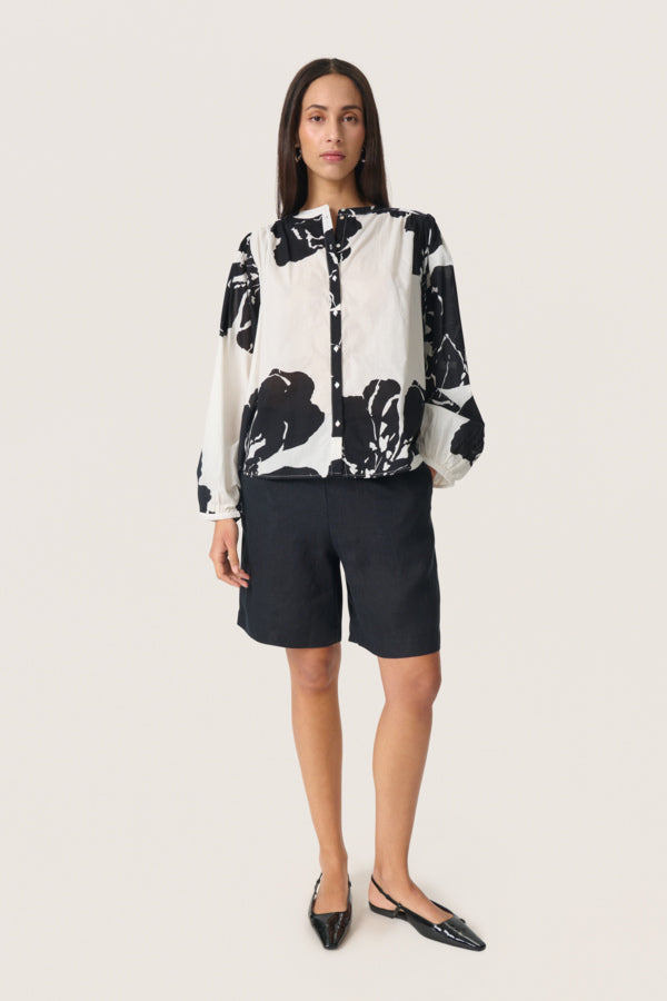 SLJoanne Long Sleeved Shirt in Whisper White Mega Flower