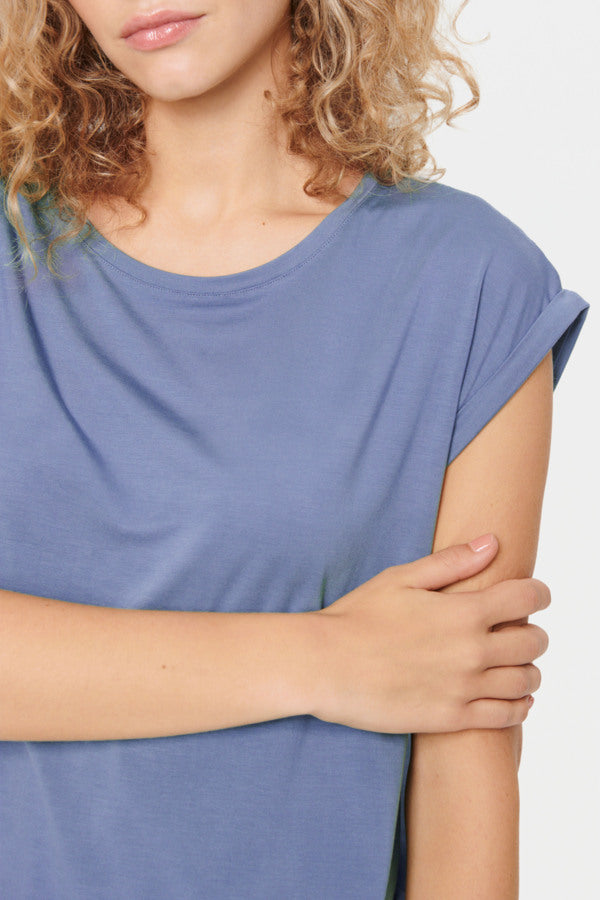 Adelia Round Neck T-Shirt in Colony Blue