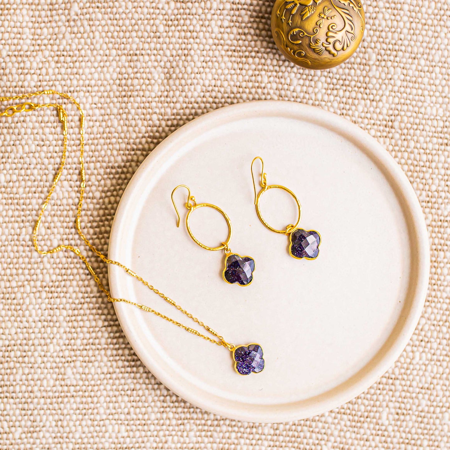 Clover Navy Sunstone Necklace