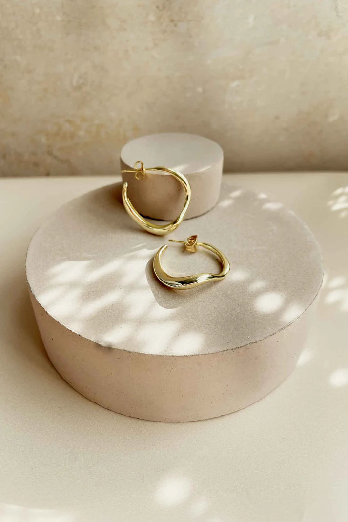 Molten Hoops