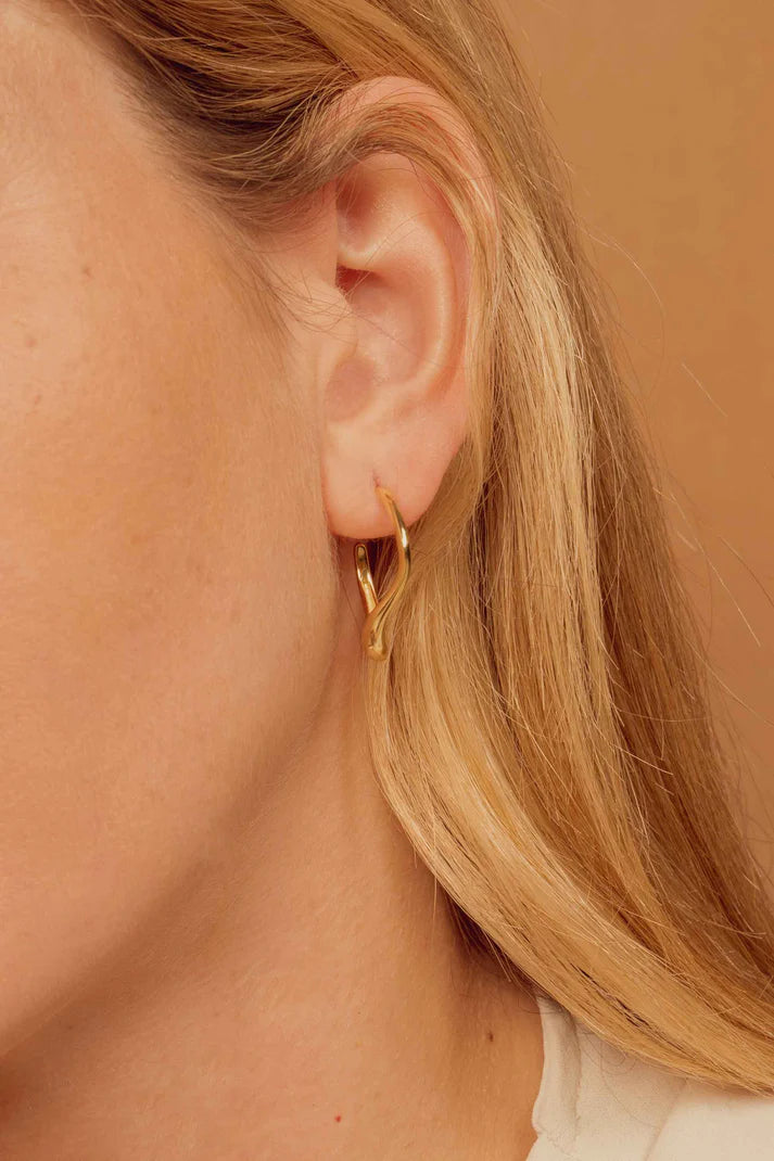 Molten Hoops