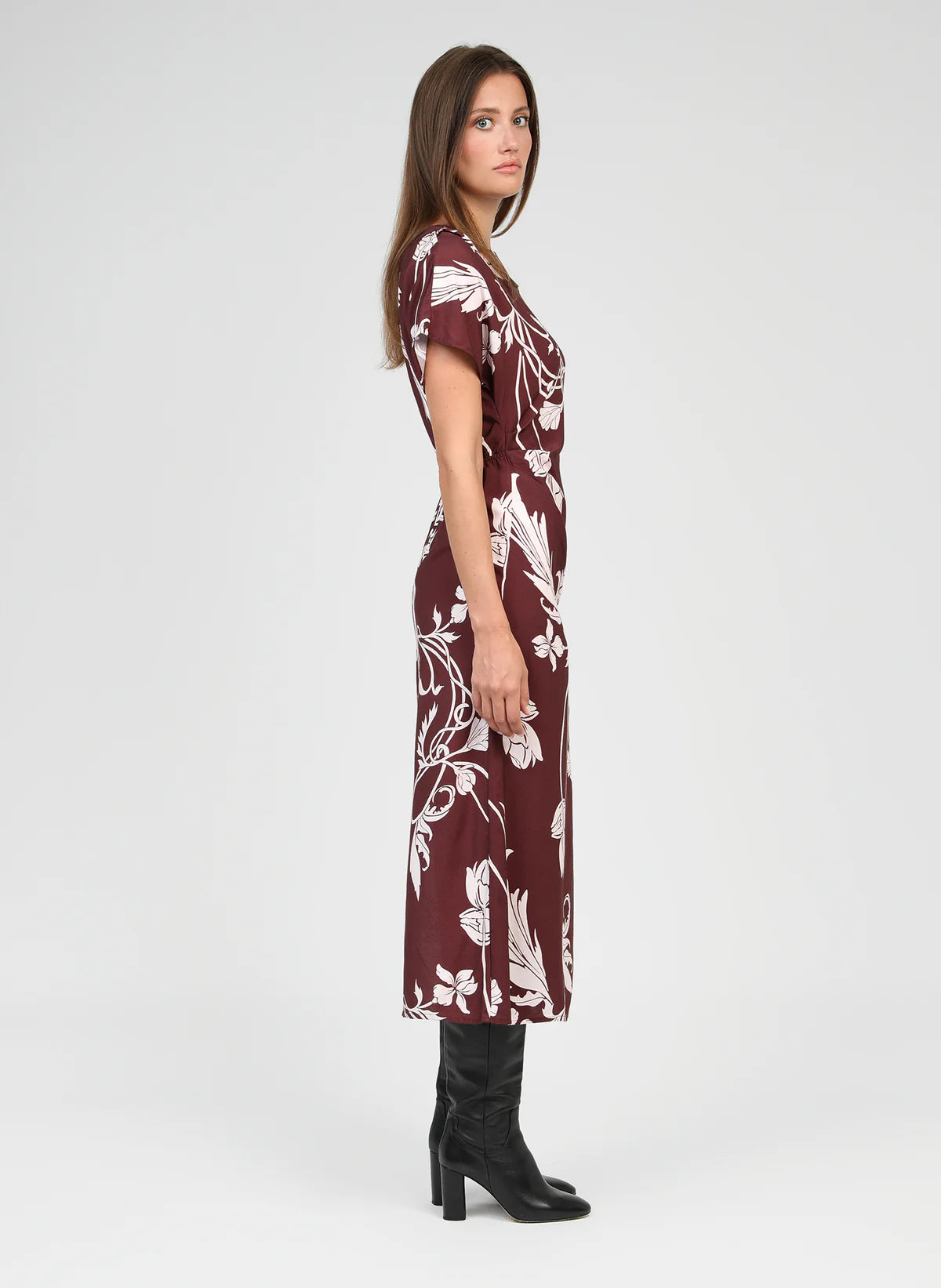 MALORA Dress in Plum