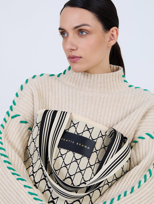 Contrast Embroidered Sweater in Cream and Green