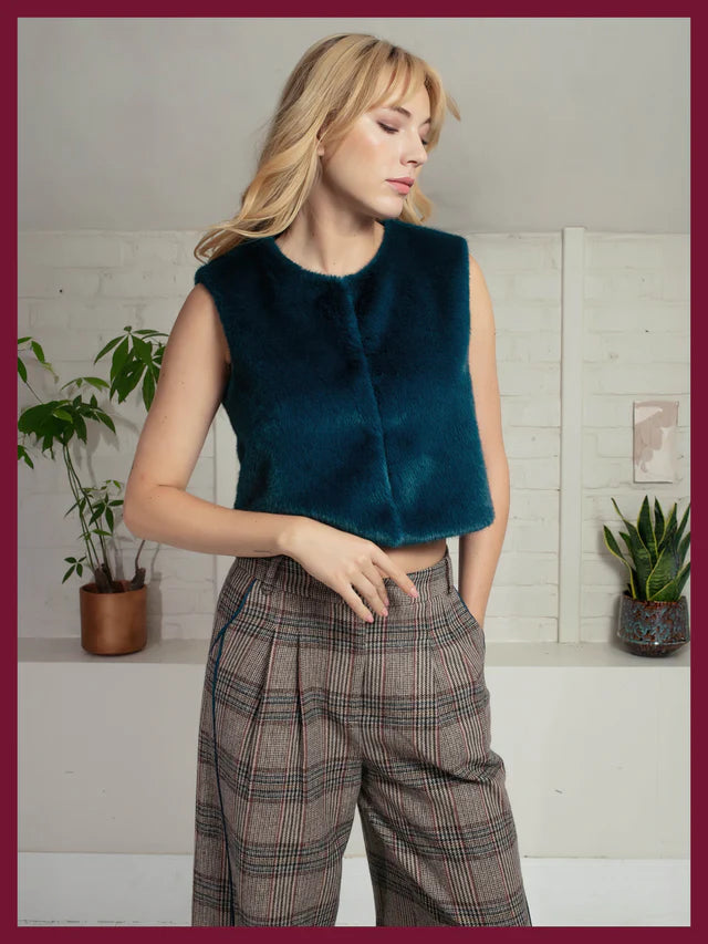 Edelweiss Gilet in Teal