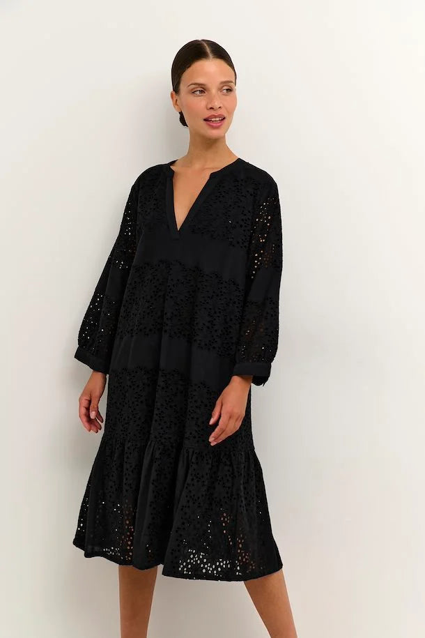 KAsiruia Dress