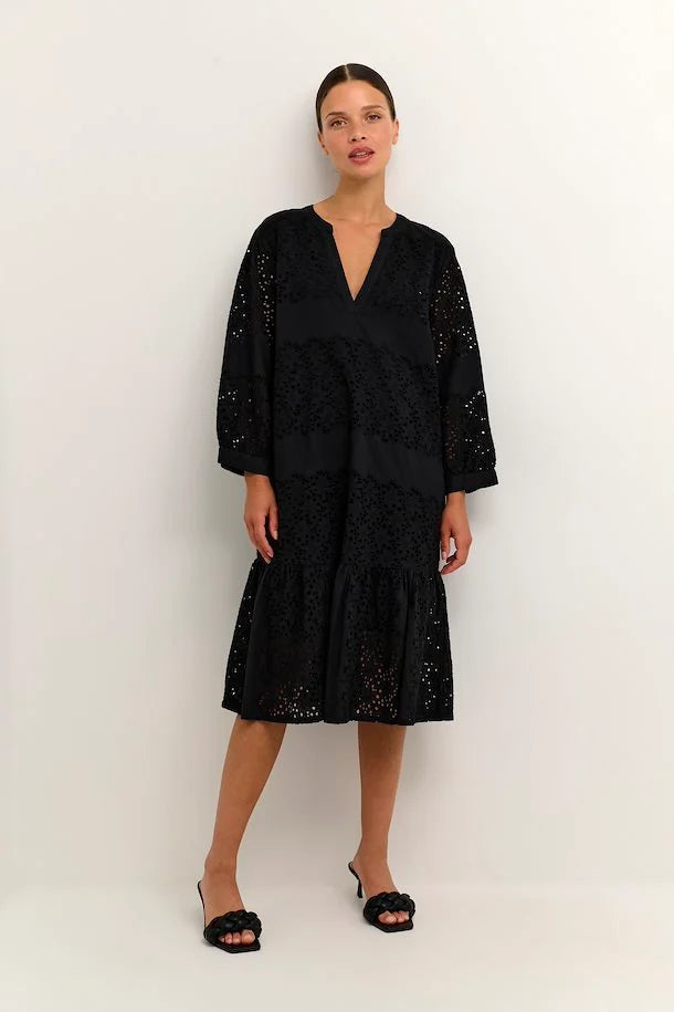 KAsiruia Dress