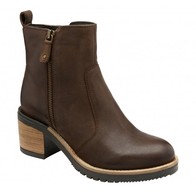 Ravel chelsea leather on sale boots