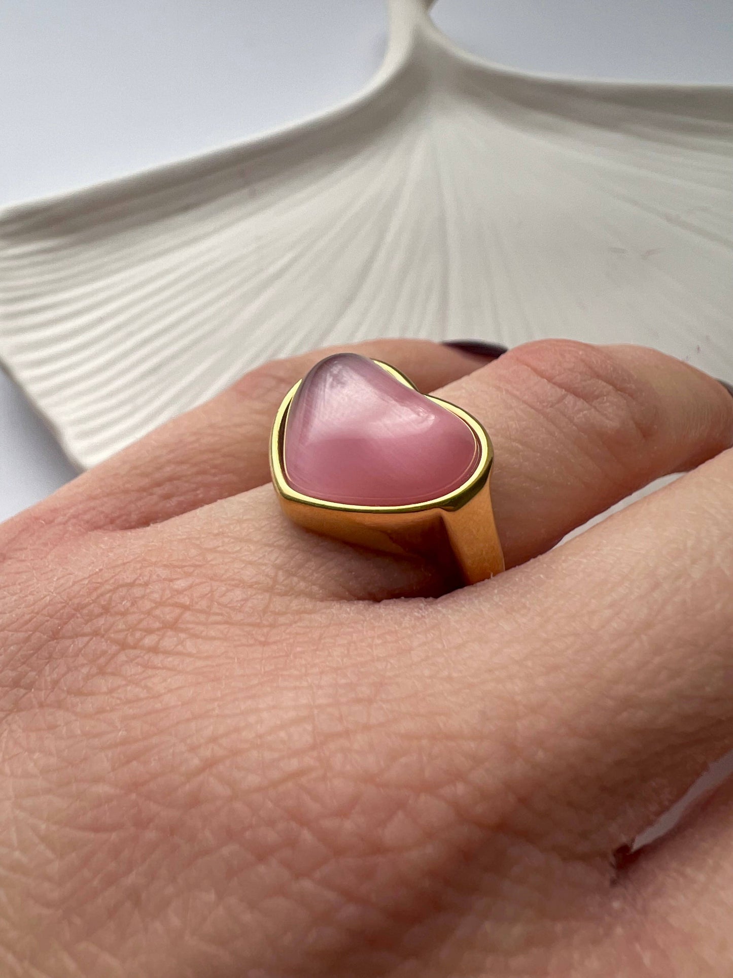 Pink cat's eye gemstone heart ring 18k gold plated