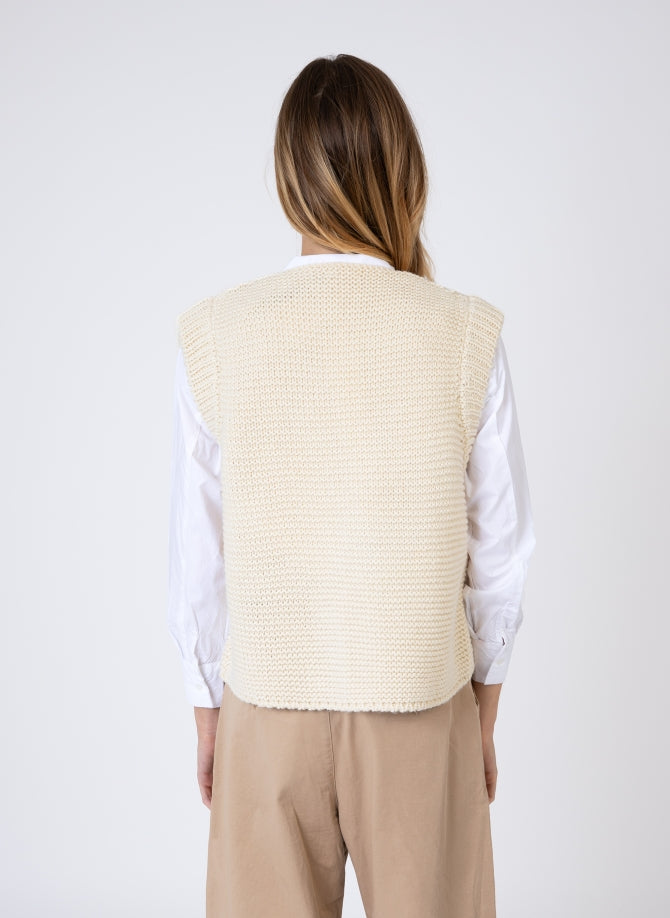 LEGRINGOU Sleeveless Knitted Cardigan in Ecru