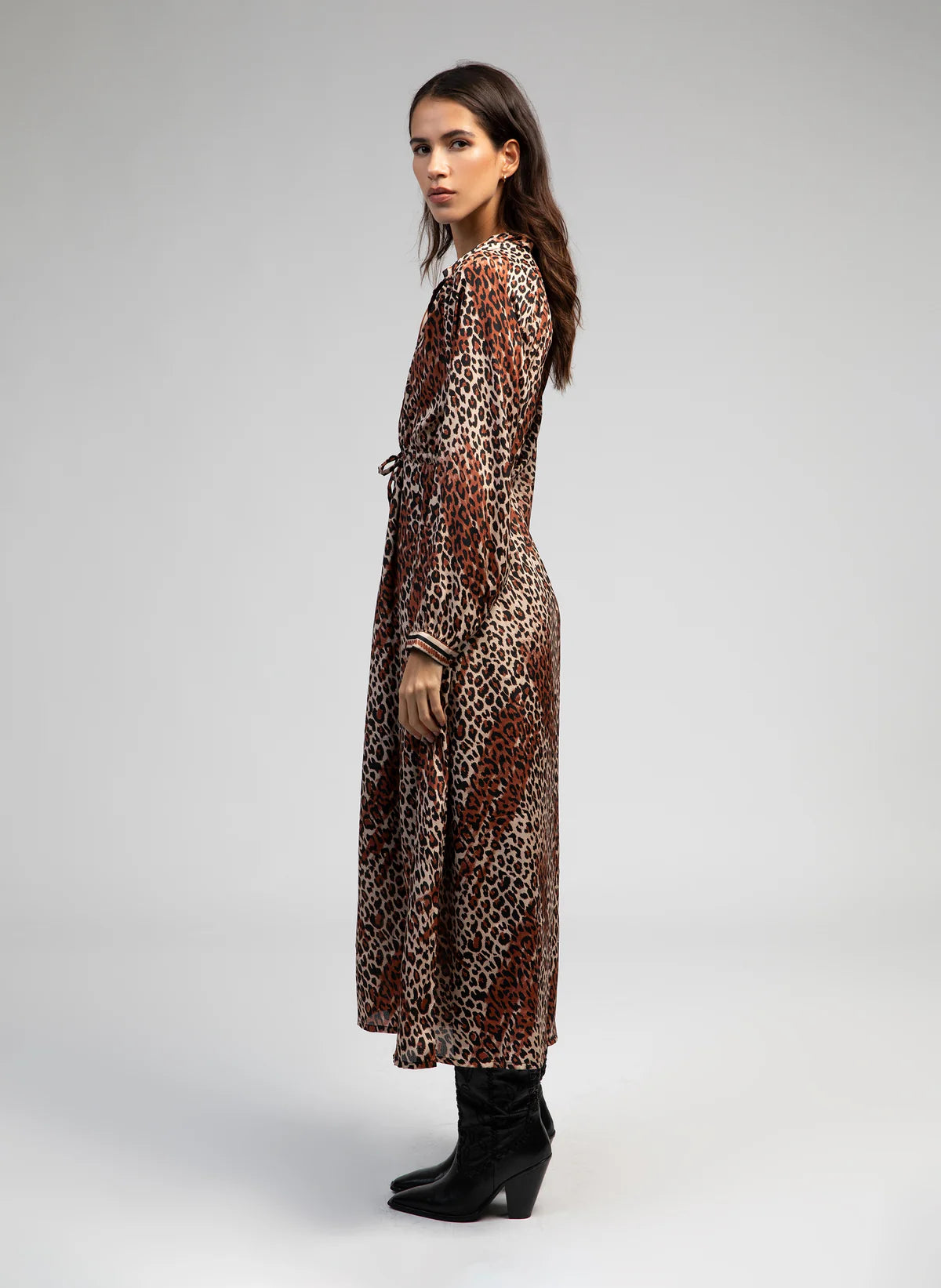 OSALLY Dress in Leopard