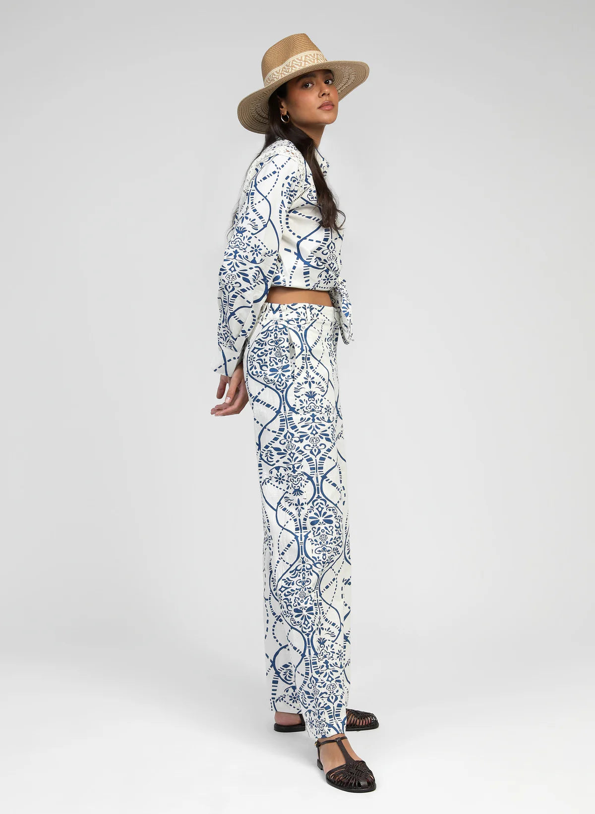 Servilou Blouse in Blue and Ecru