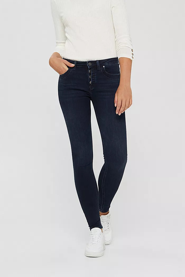 Button-fly jeans with a cashmere texture