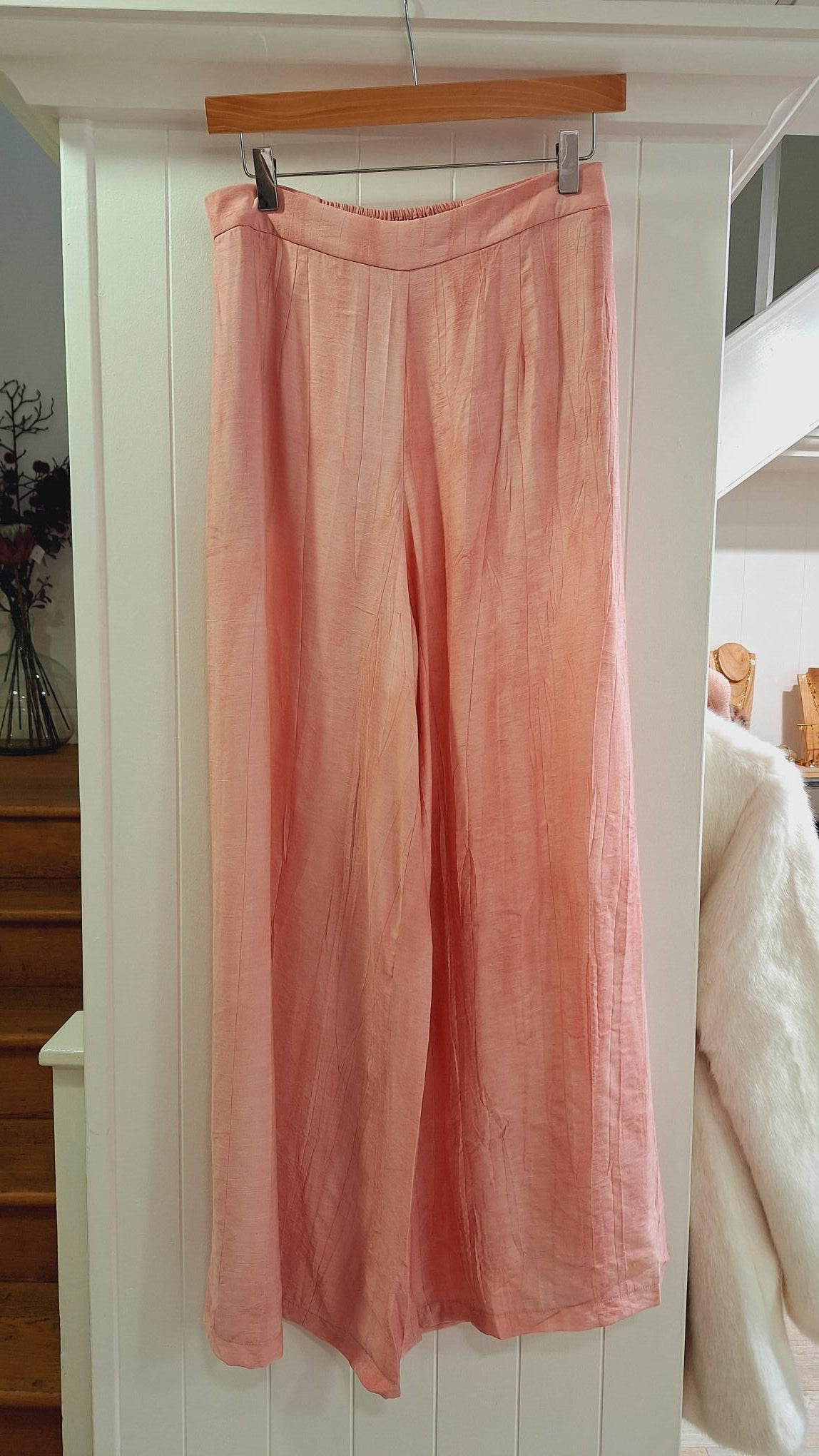 Wide Boy Trousers in Pink