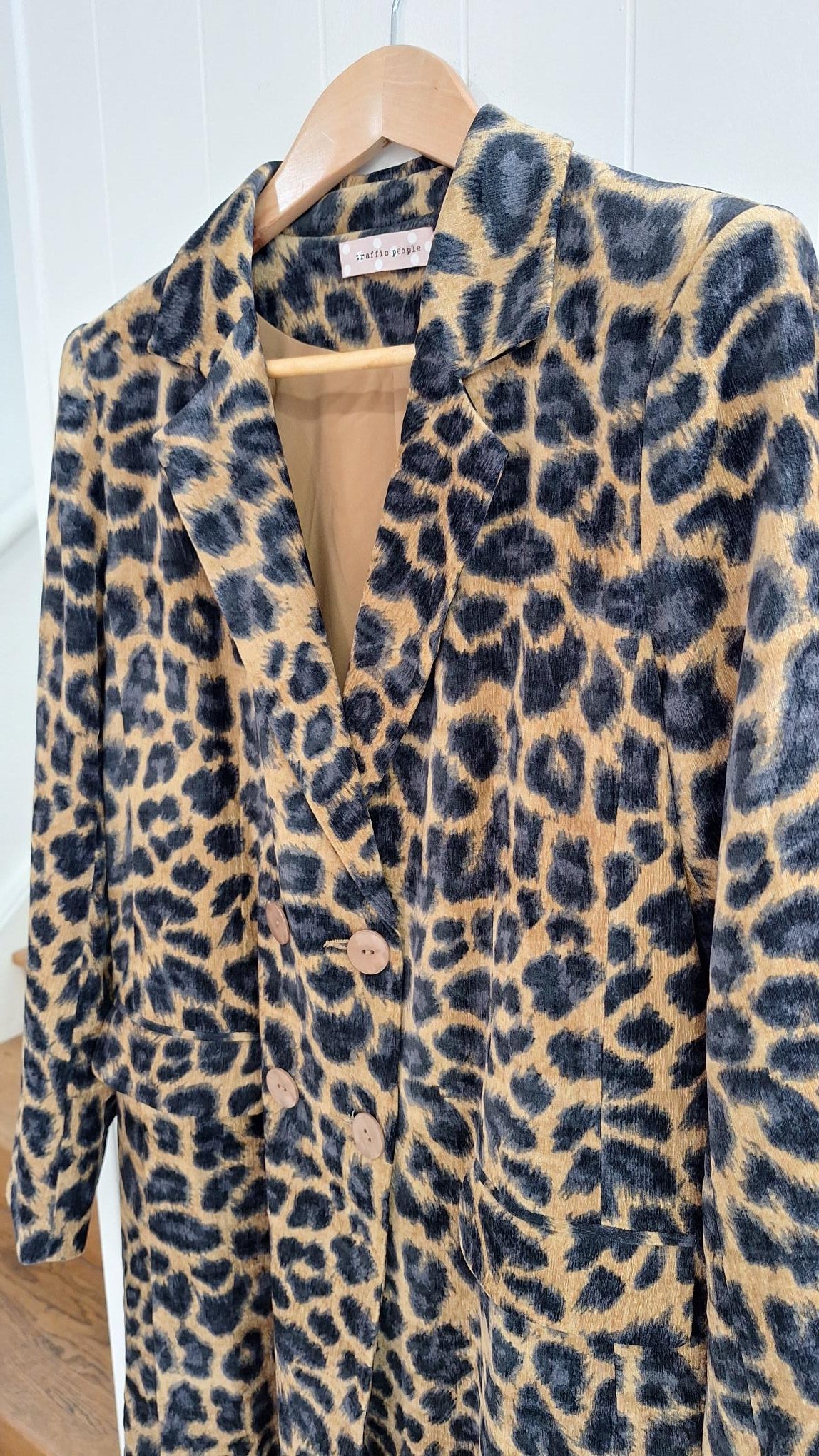 Anarchy Coat in Leopard