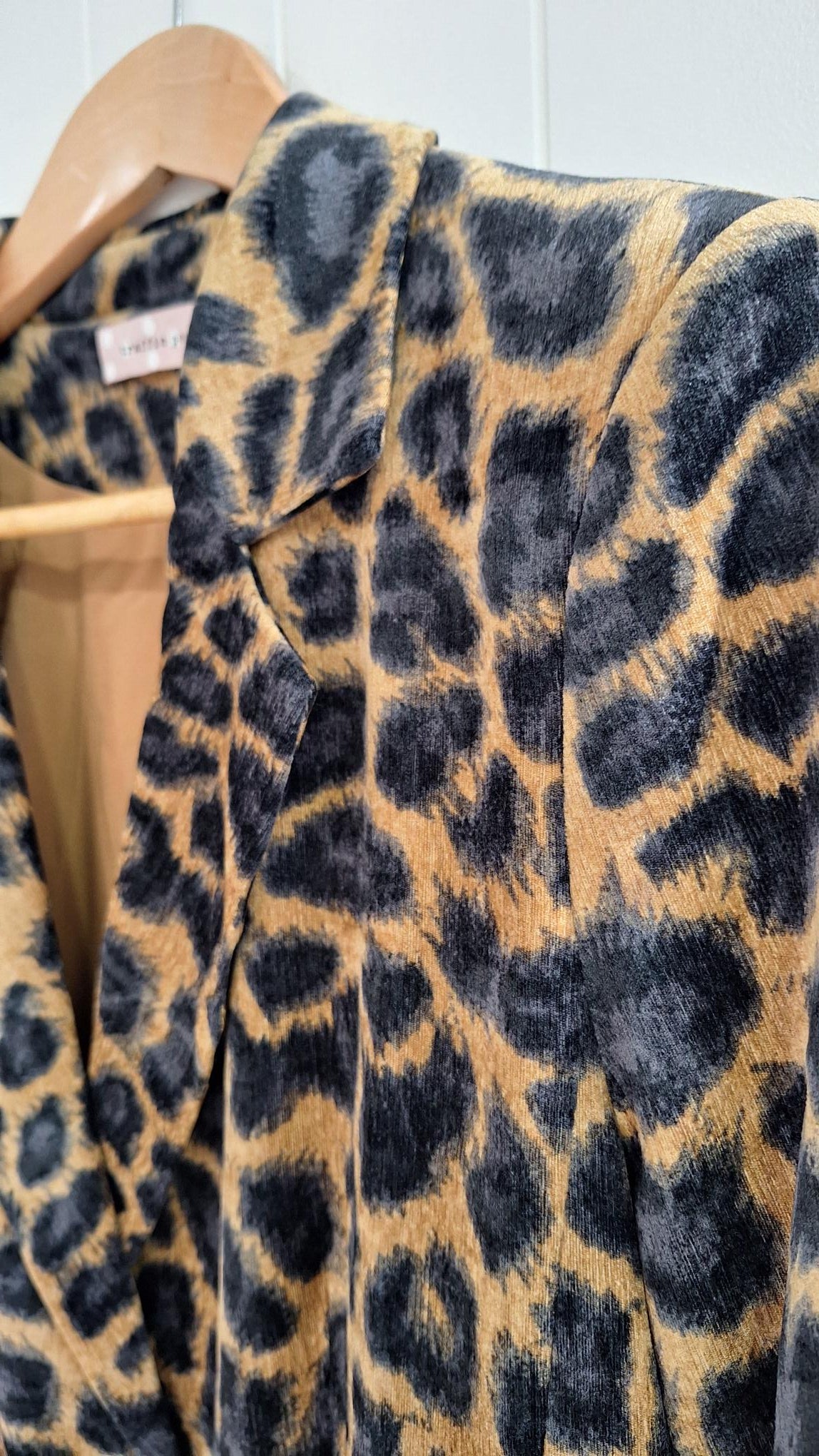Anarchy Coat in Leopard