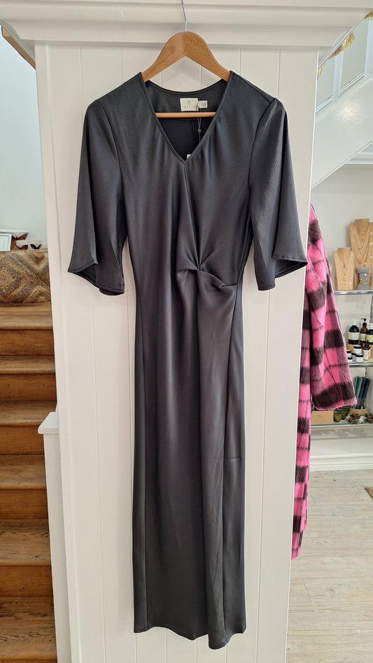 KApristine Dress in Black Oyster