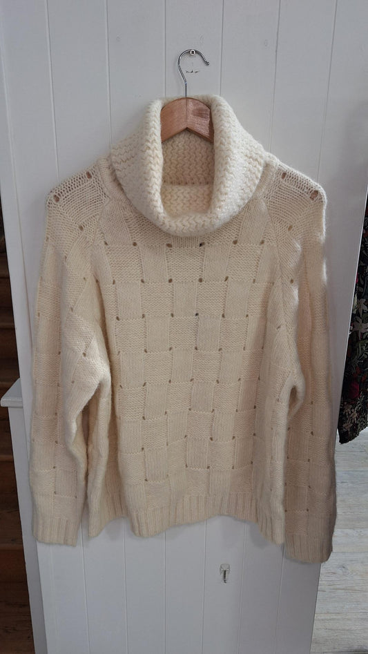 Weft Knitted Sweater