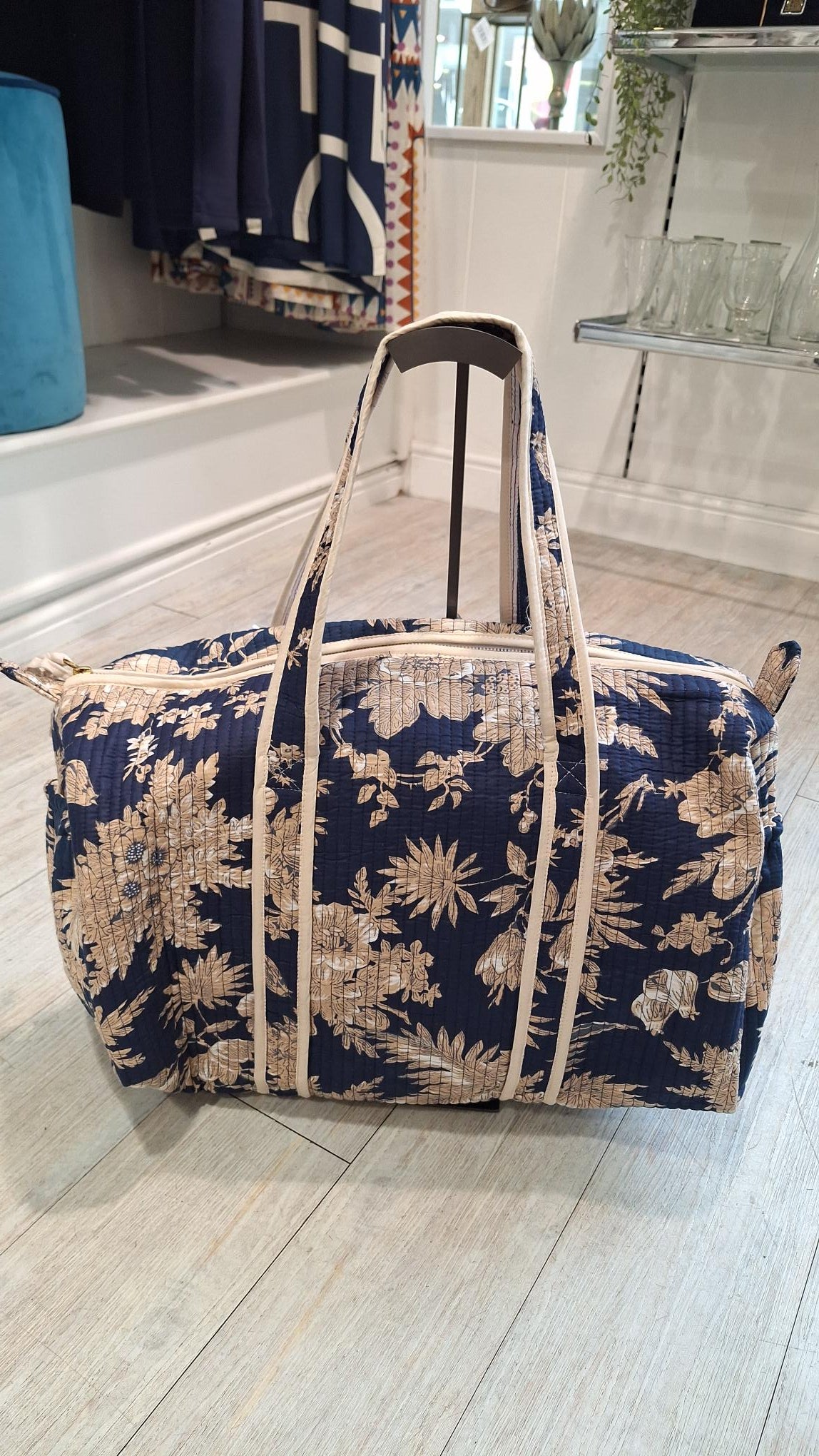 Serendipity Duffle Bag in Midnight Blossom