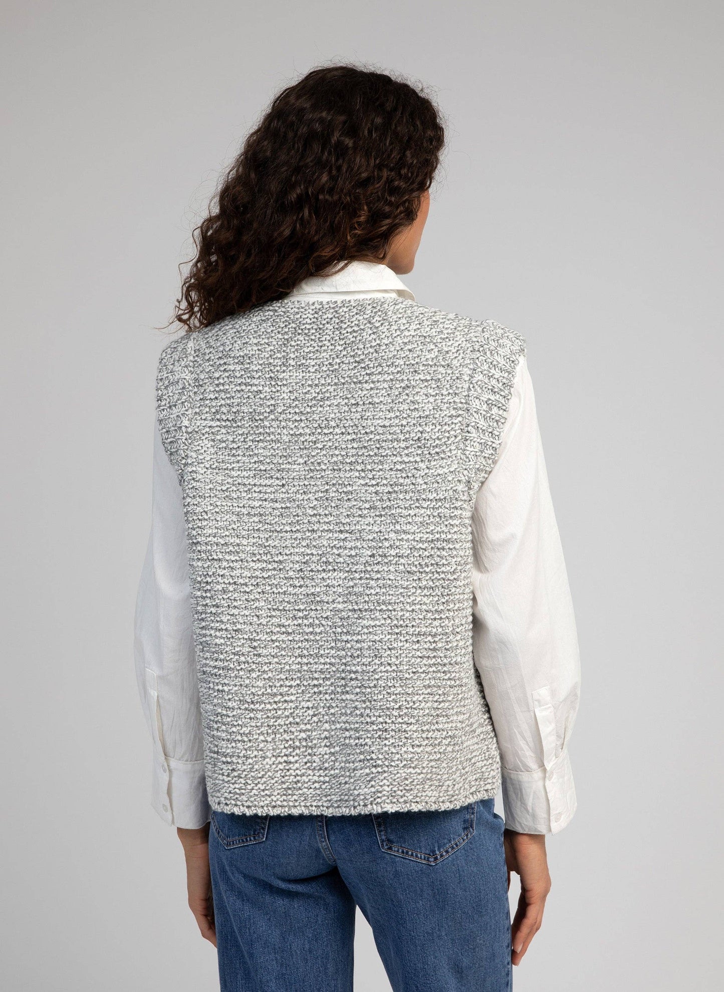 Legringou Sleeveless Cardigan in Grey