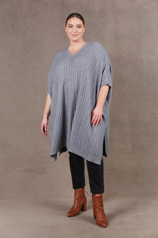 Alawa Cable Poncho in Smoke