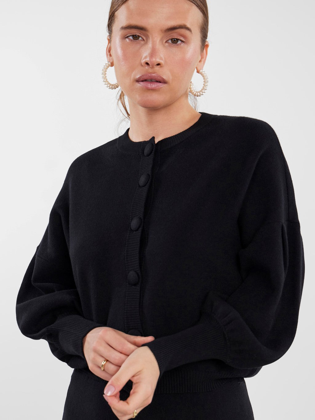 YASFONNY Cardigan in Black – Luxury Bubble