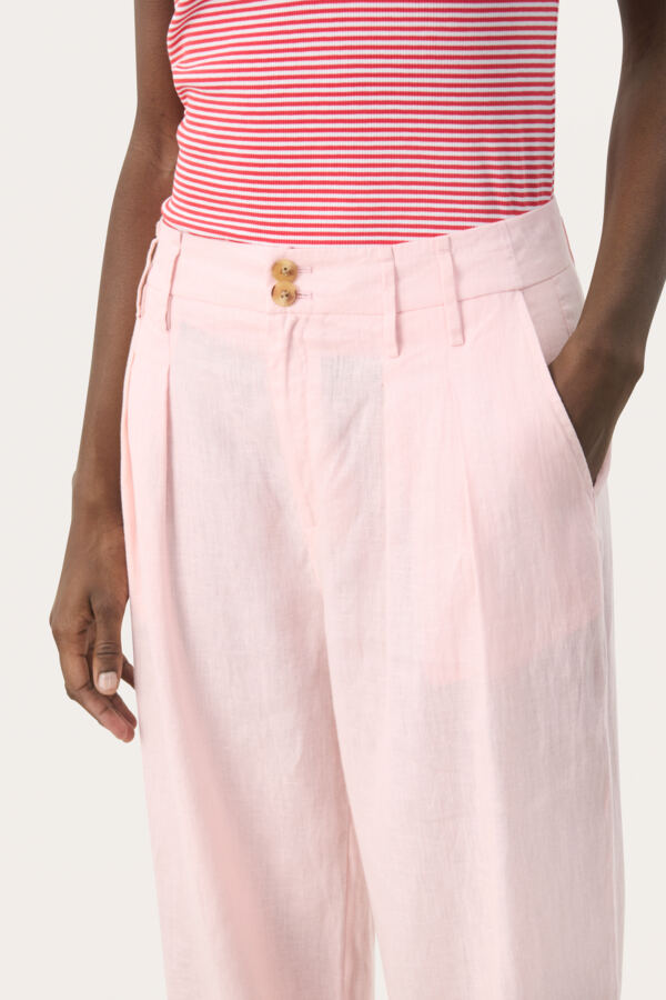 Nanati Trousers in Lotus Pink