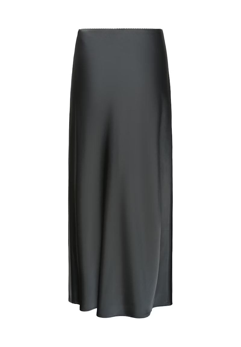 KAhill Skirt in Black Oyster