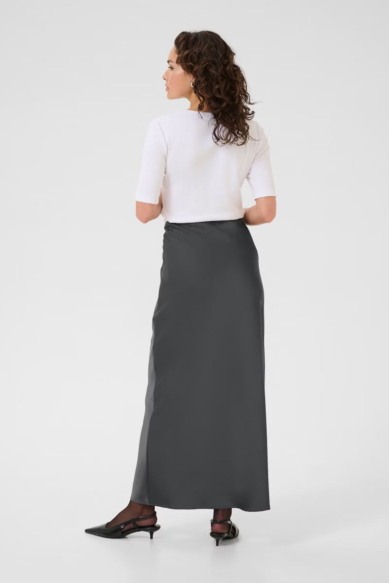 KAhill Skirt in Black Oyster