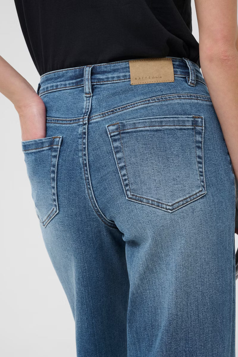 KAbrook High Waisted Regular Fit Jeans in Medium Blue
