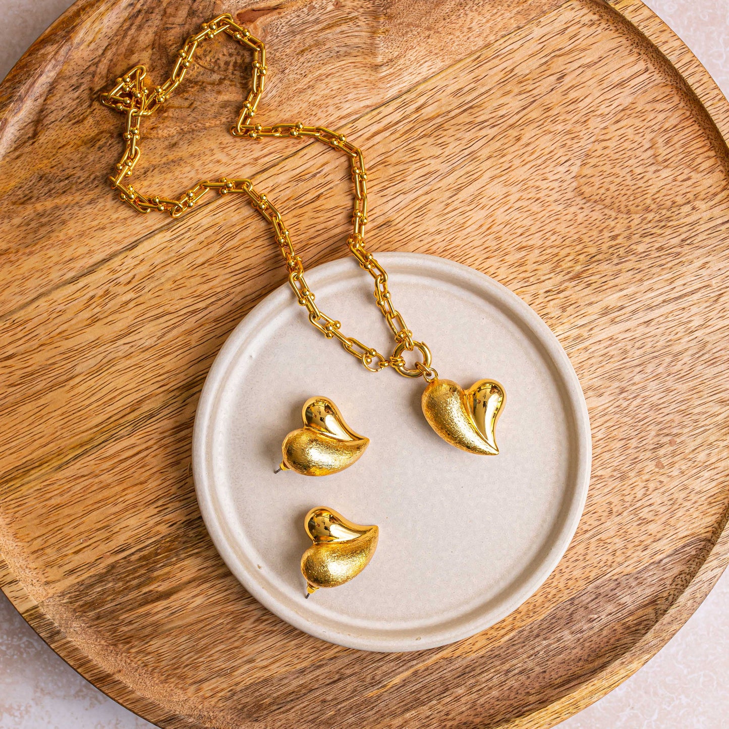 Amor Chunky Gold Heart Necklace