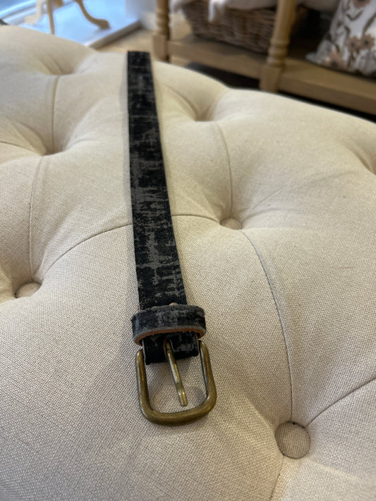 Cow Hide Belt in Black / Grey