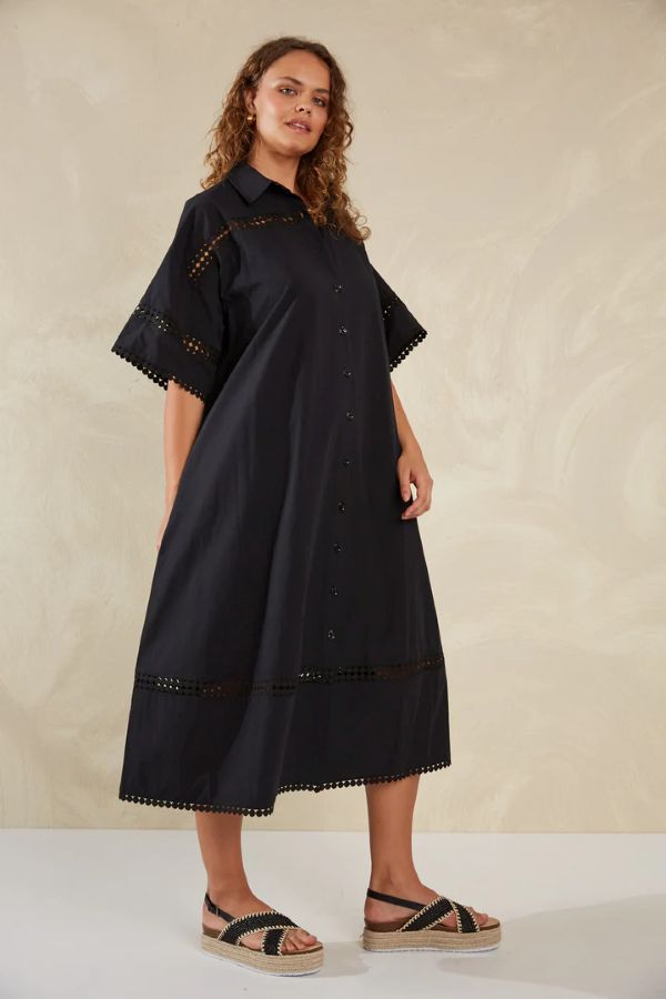 Adelfia Shirt Dress in Domino Black