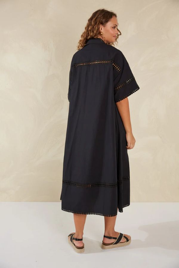 Adelfia Shirt Dress in Domino Black